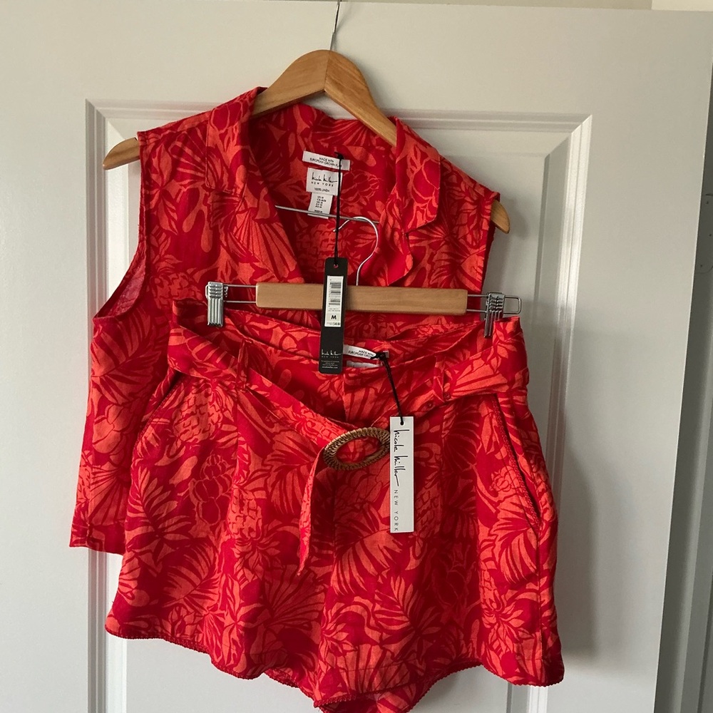 Nicole Miller Sleeveless Red & Orange 100% Linen Top M w/ matching short size 10